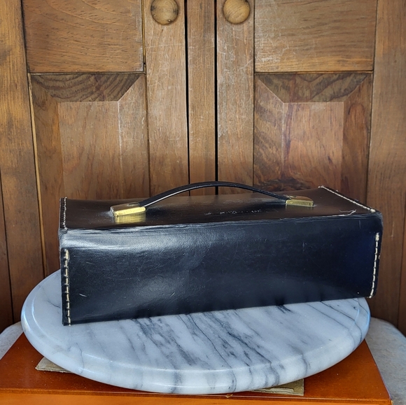 Black Cassette Carry Case - Picture 7 of 13